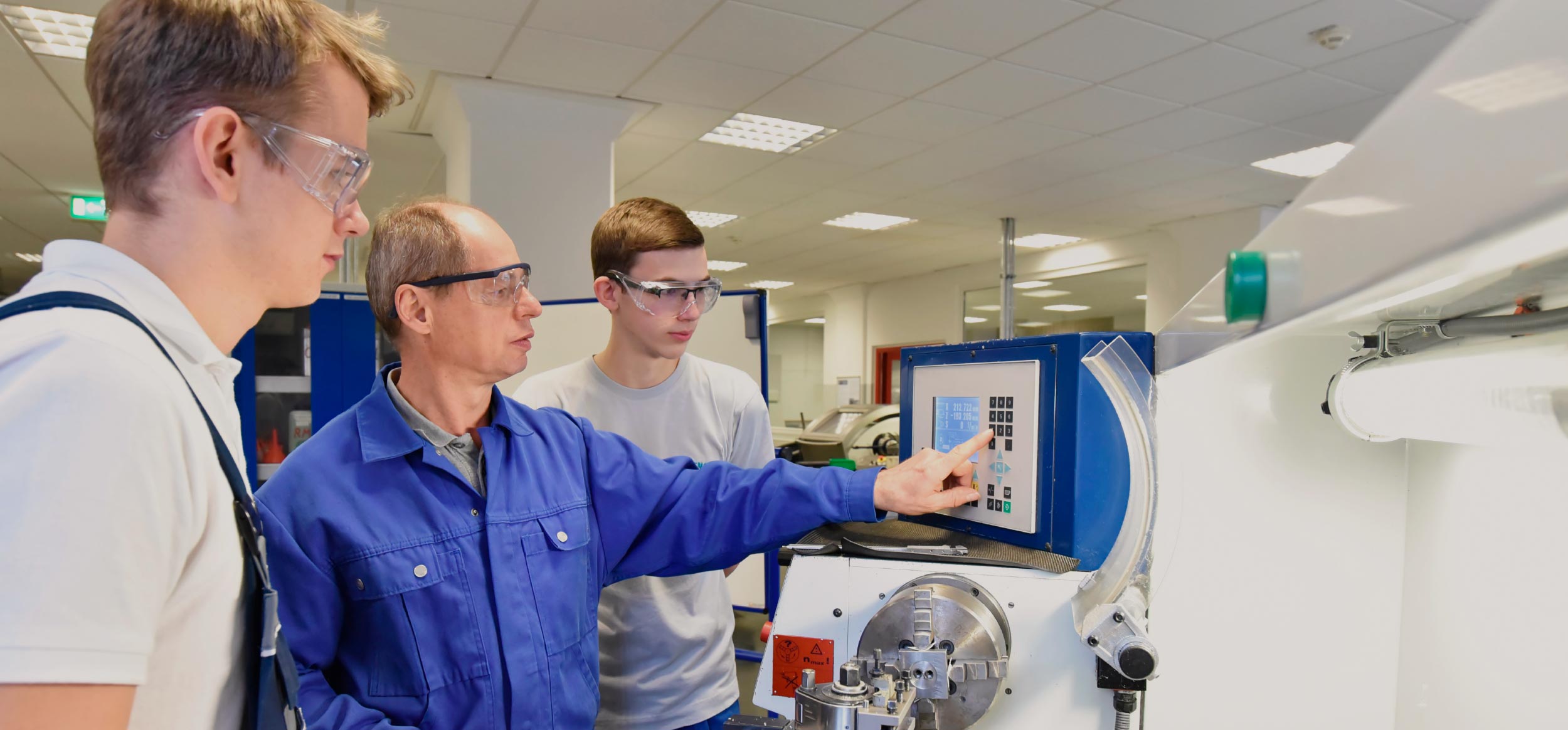 KARRIERE Gebr Waasner Elektrotechnische Fabrik GmbH Forchheim karriere-gebr-waasner-elektrotechnische-fabrik-gmbh-forchheim
